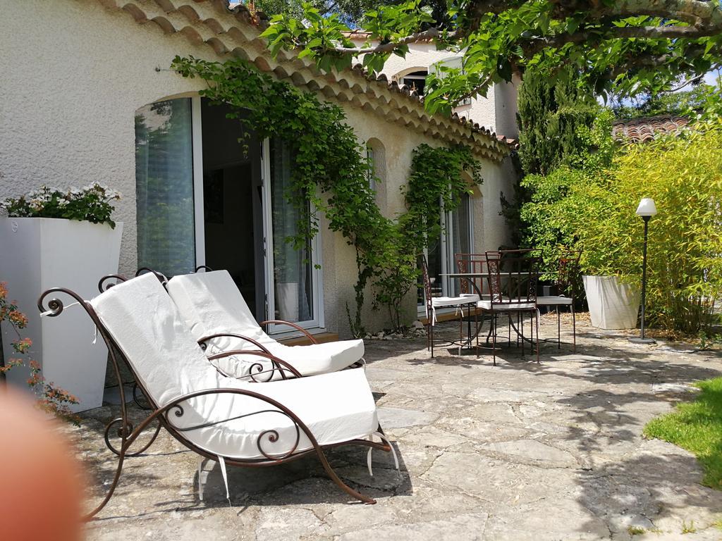 La Bastide Des Muriers Deaux Экстерьер фото
