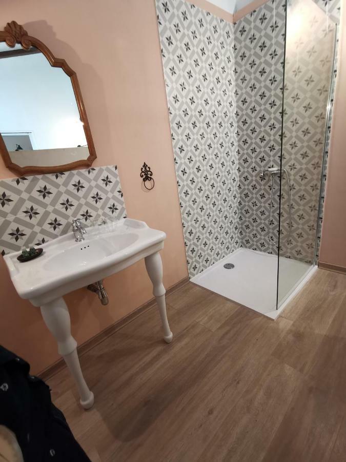 La Bastide Des Muriers Deaux Экстерьер фото